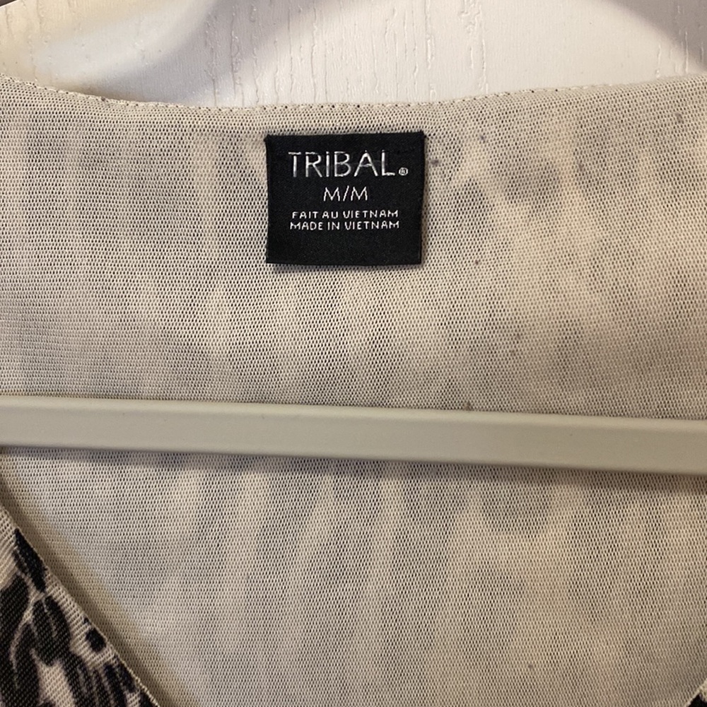 Top - Picture 3 of 3